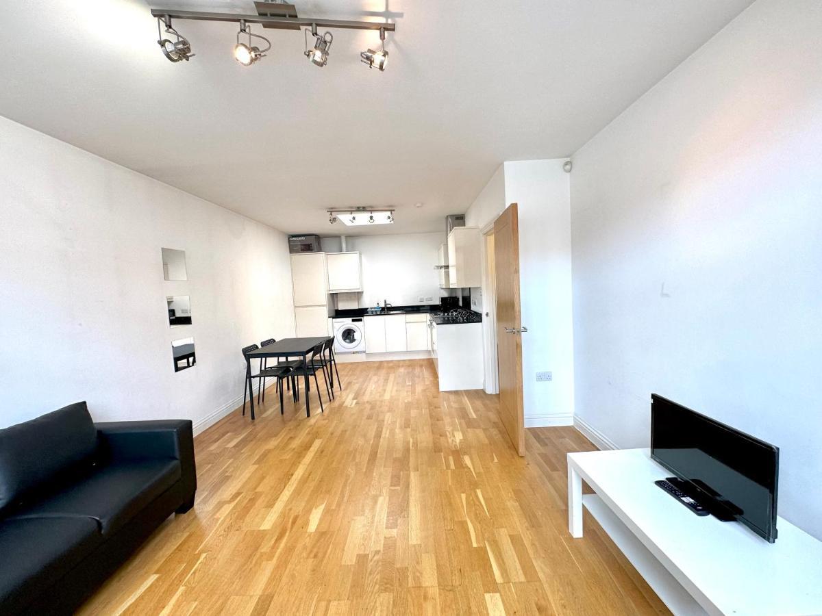 لندن 137 Guest House Camden Town المظهر الخارجي الصورة